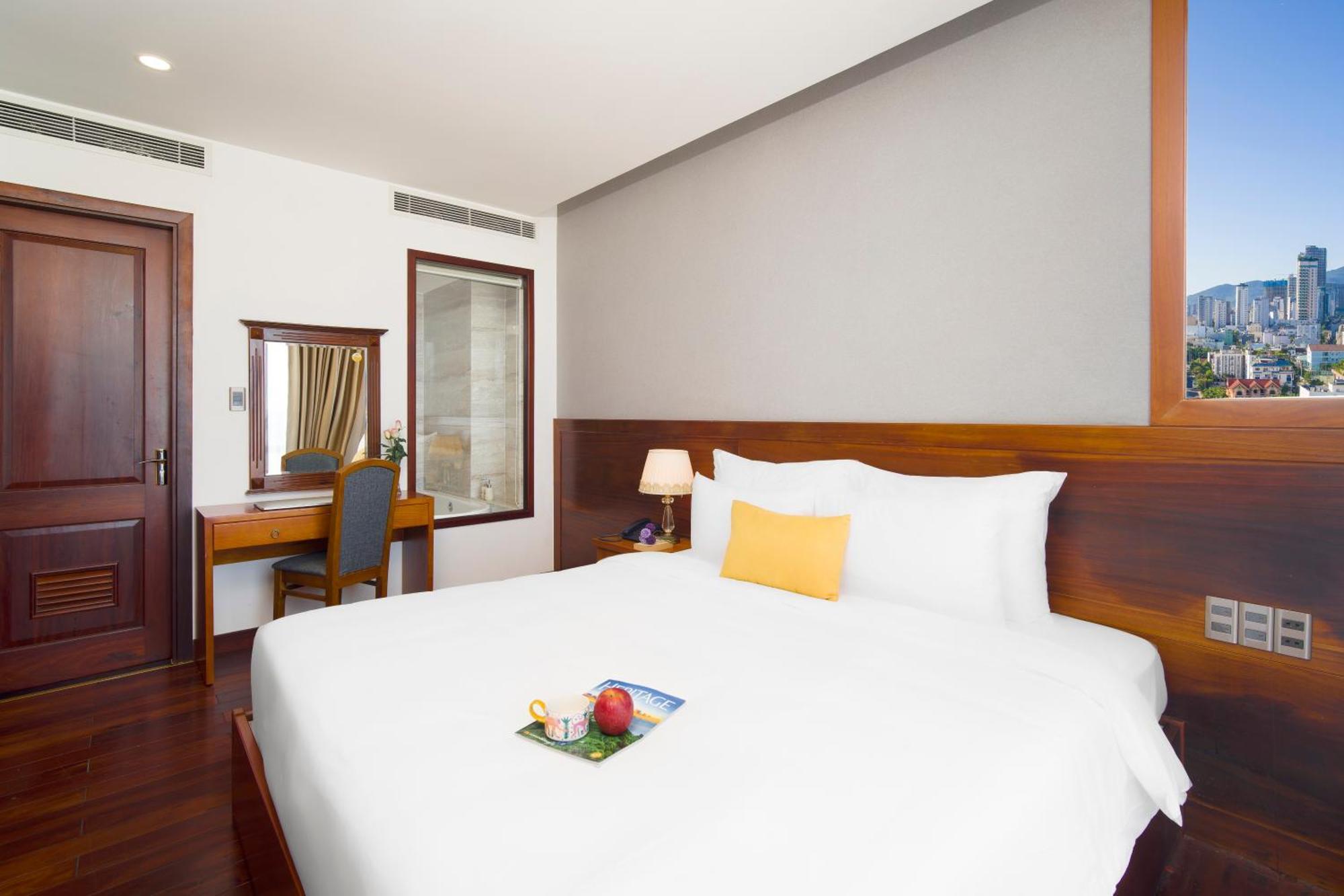 Khách sạn Khách Sạn&spa Sunny Ocean