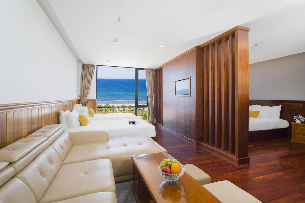 Hotel Sunny Ocean & Đà Nẵng